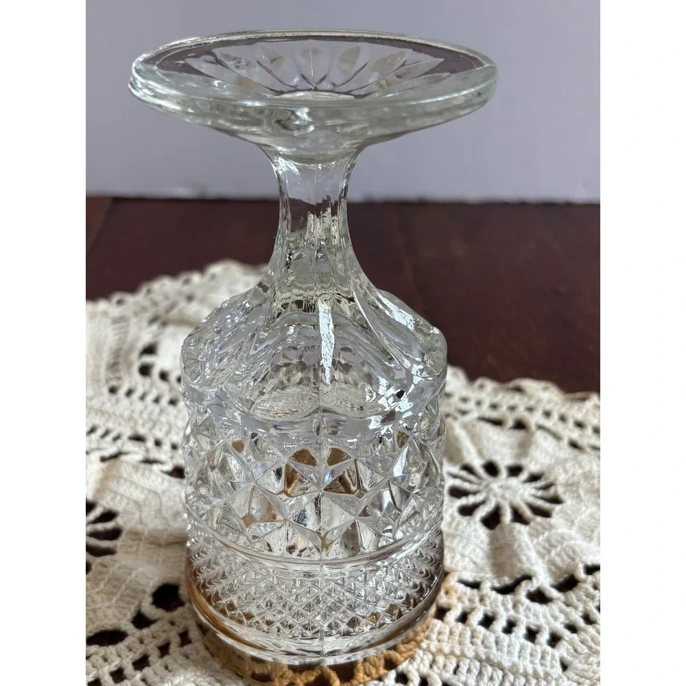Vintage Gold Rim Diamond Point Glass Goblets Set 2 Clear Pressed Pedestal‎ Wine